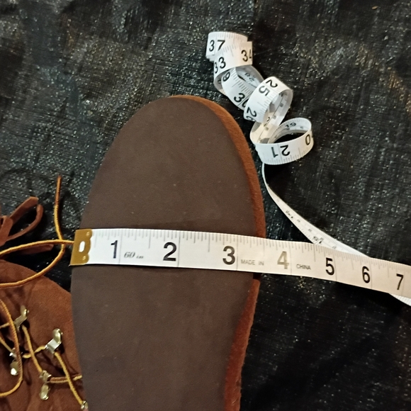 Updated Post: Rare Minnetonka Side-Lace, Knee-High, Leather Moccasin Boot. 7/7.5 - Picture 12 of 13